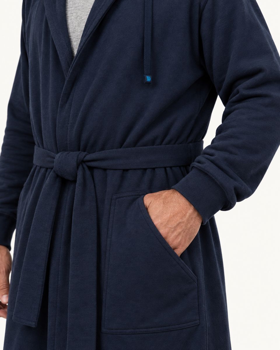 Hand in the DudeRobe pocket